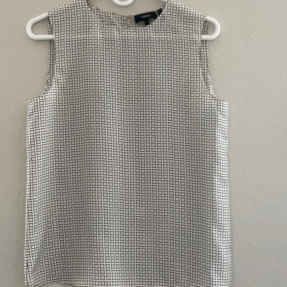 Theory silk top new